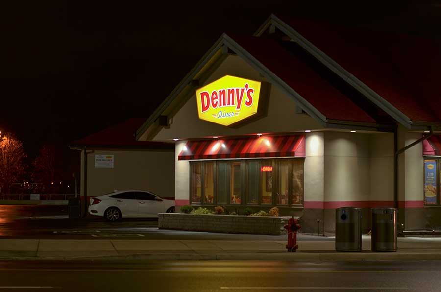 Dennys Restaurant Parking
